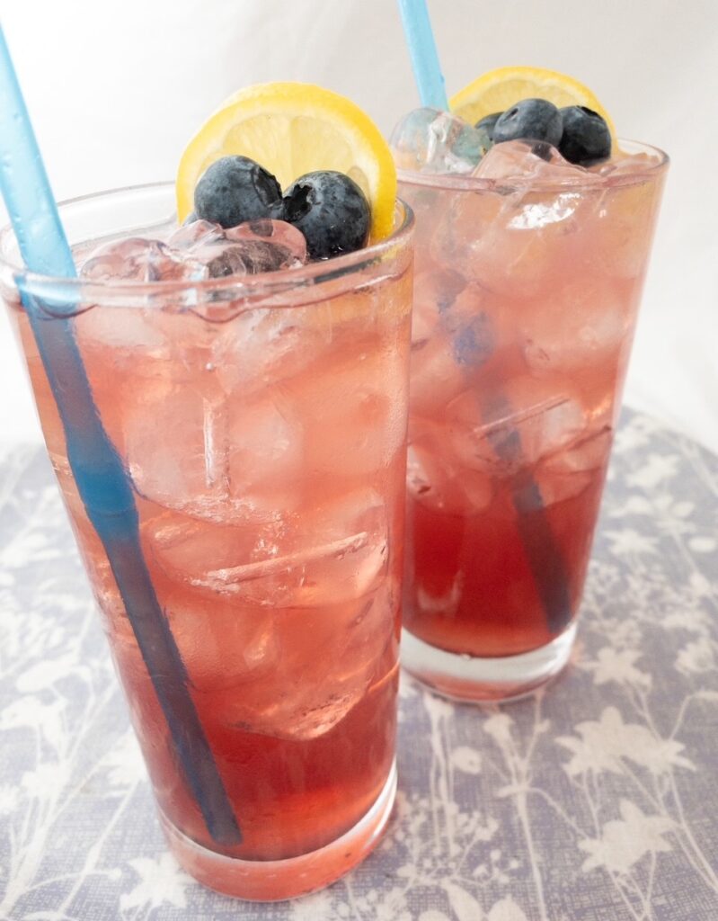 blueberry mocktail