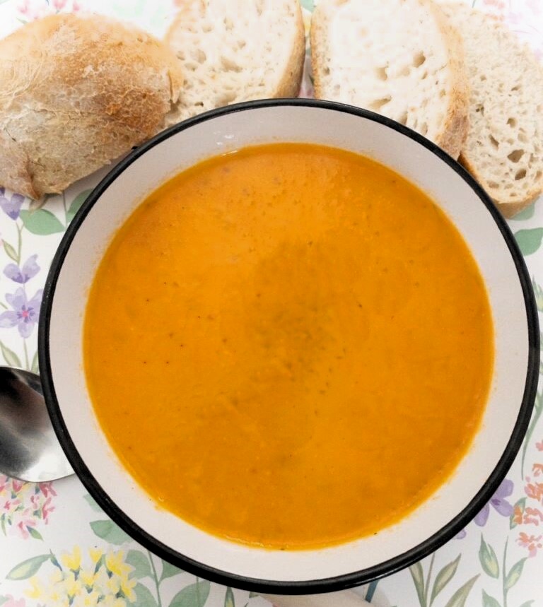 tomato and red pepper soup