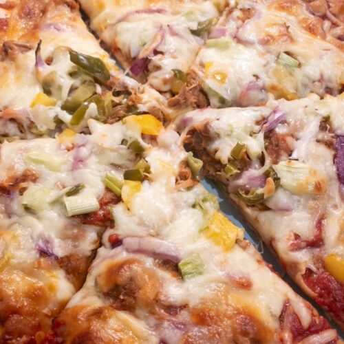 pulled pork pizza