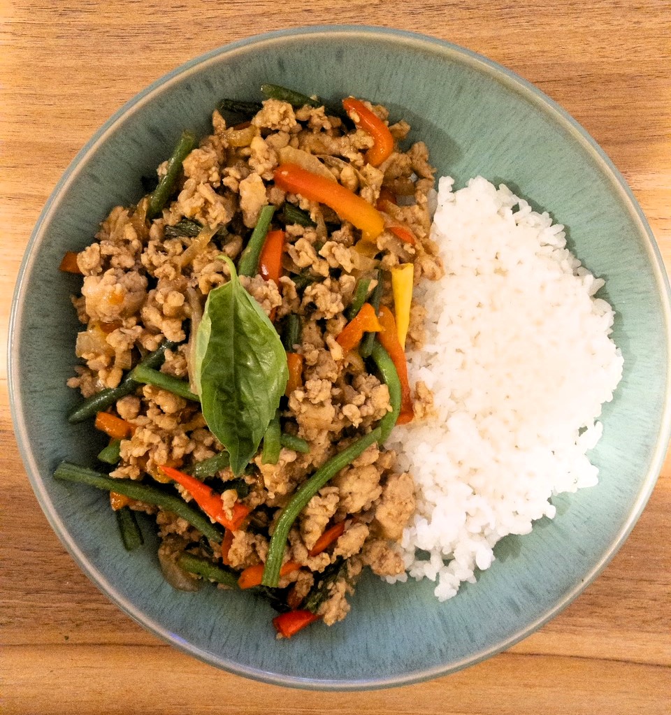 thai chicken basil