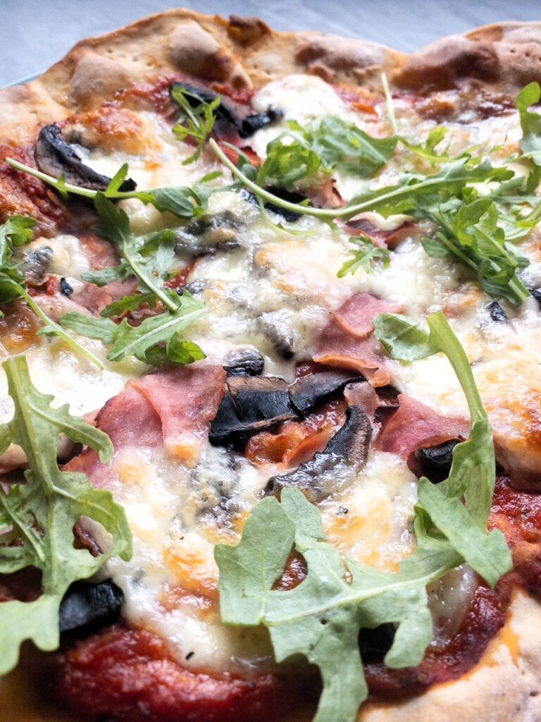 ham and mushroom pizza